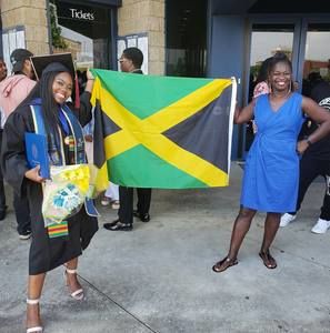 Meet your Posher, Rose